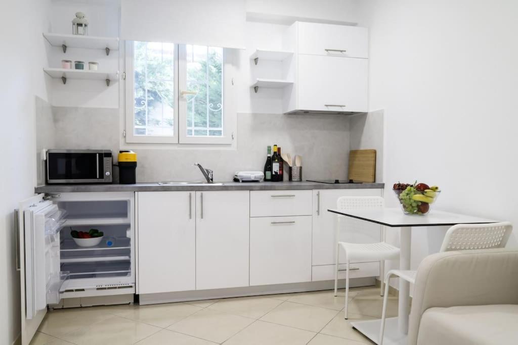 Cozy Apartment Near Airport コロピオン エクステリア 写真